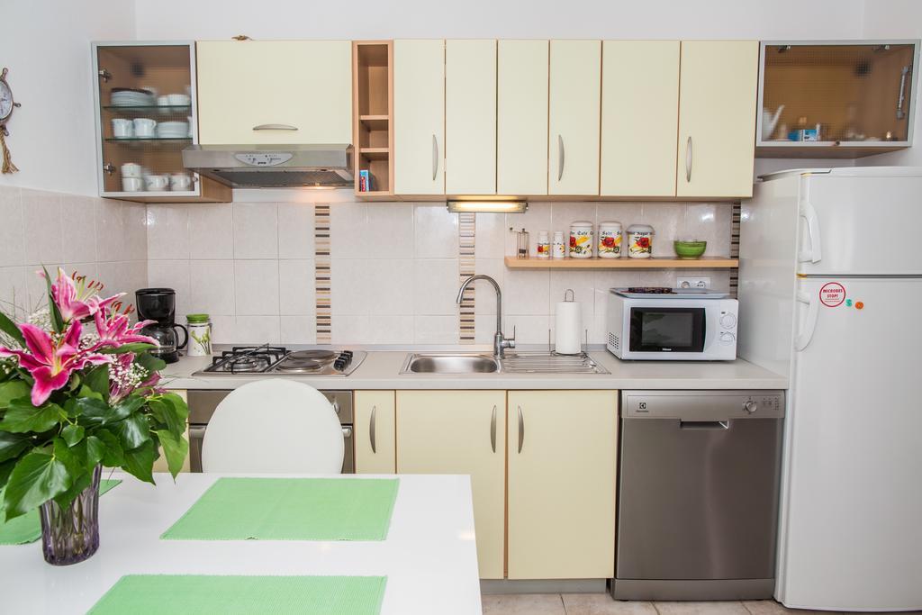 Holiday Home Arboretum Шибеник Екстер'єр фото